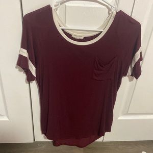 Maroon t shirt size s